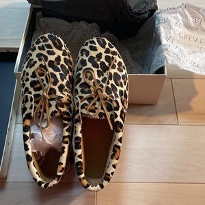The Great. the Canyon Moccassin in leopard printed cow hide. Size 10/ 9.5 Lk new